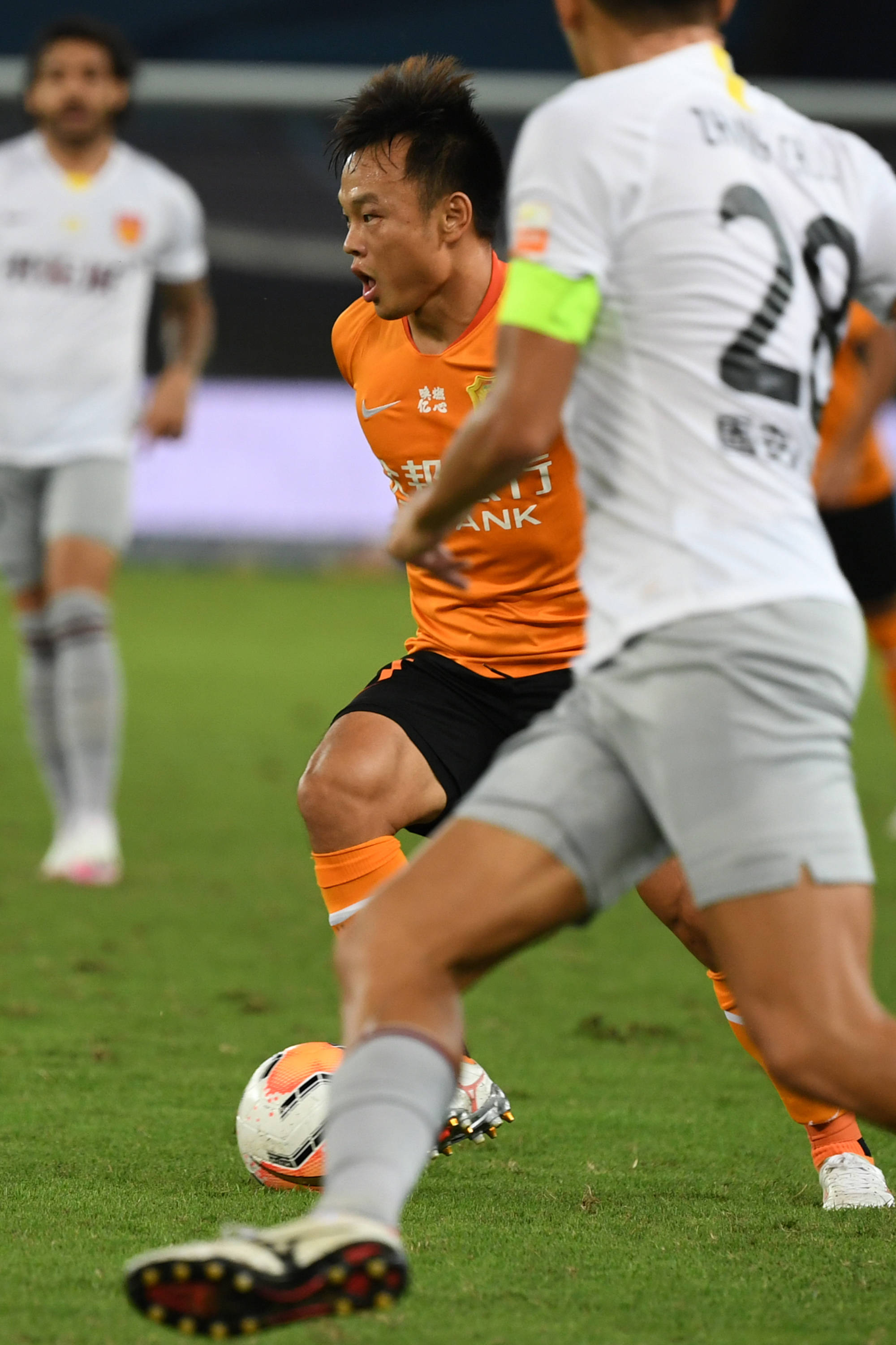 爱游戏入口-关于舜天对阵华夏幸福：咬定胜局，戮力争夺三分的信息