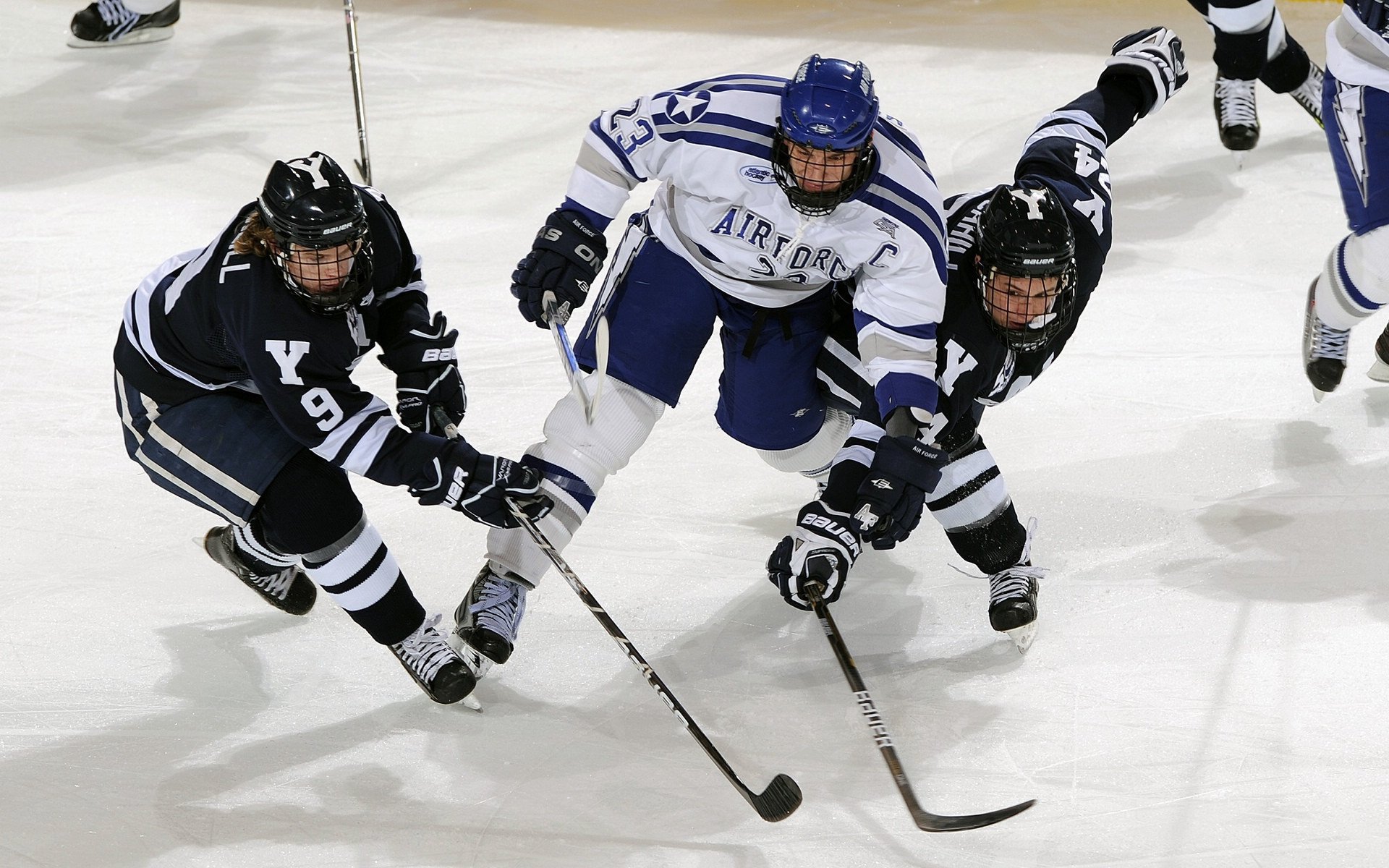 爱游戏体育官网-节奏的艺术，从京多安的中场交响到伊朗的战术风暴